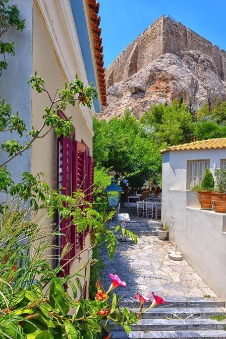 At The Foot Of Acropolis. Villa Athens Exterior photo